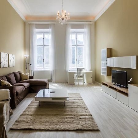 Spacious Riverside Residency - Magnificent View 布达佩斯 外观 照片