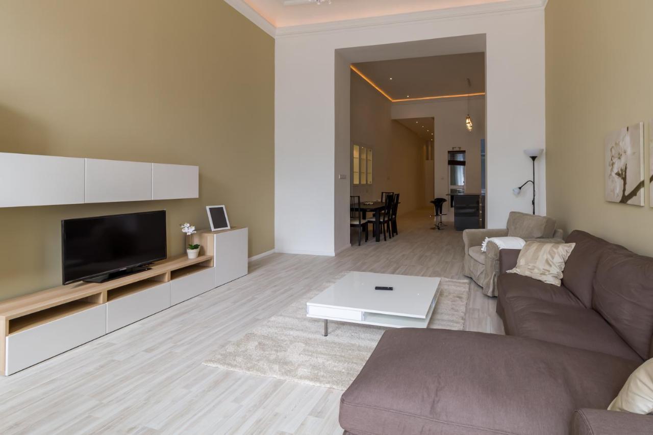 Spacious Riverside Residency - Magnificent View 布达佩斯 外观 照片